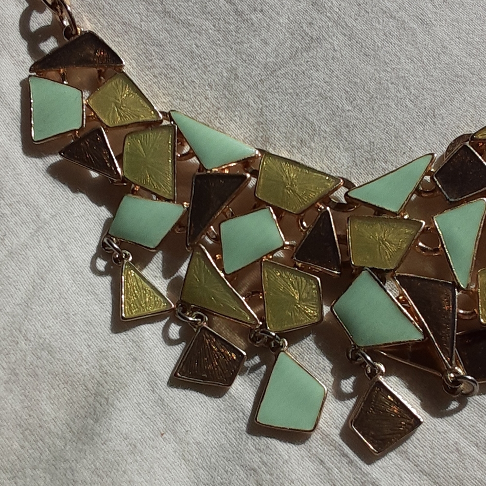 Statement necklace - Picture 6 of 6